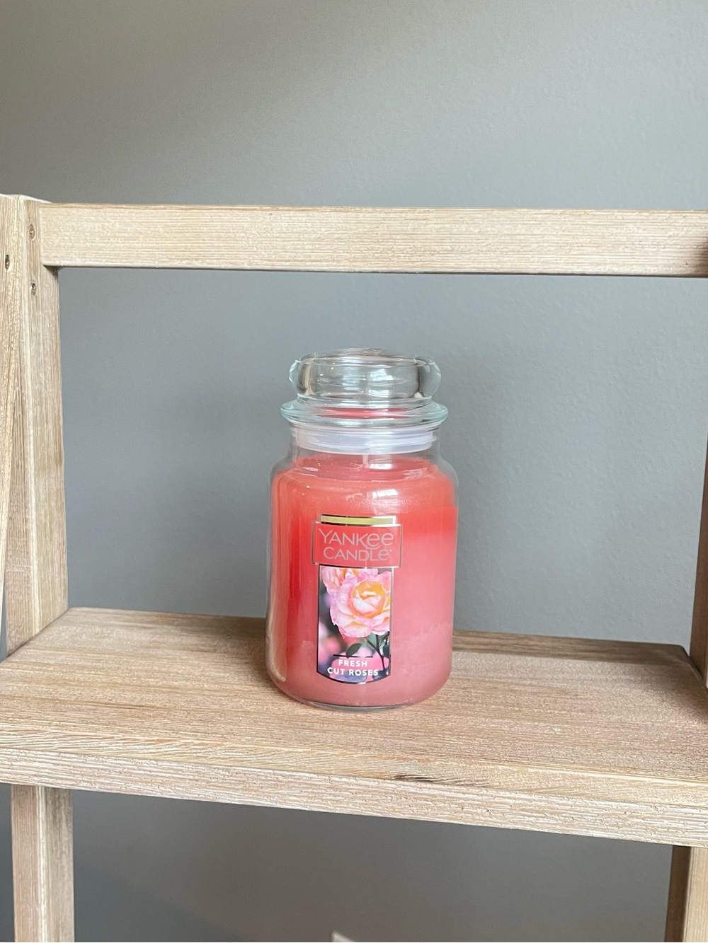 Yankee Candle FRESH CUT ROSES 22oz Original Single Wick Large Jar Candle NEW
